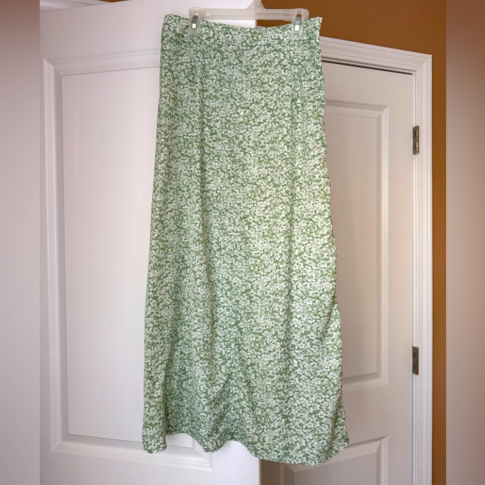 High-waisted Maxi Skirt